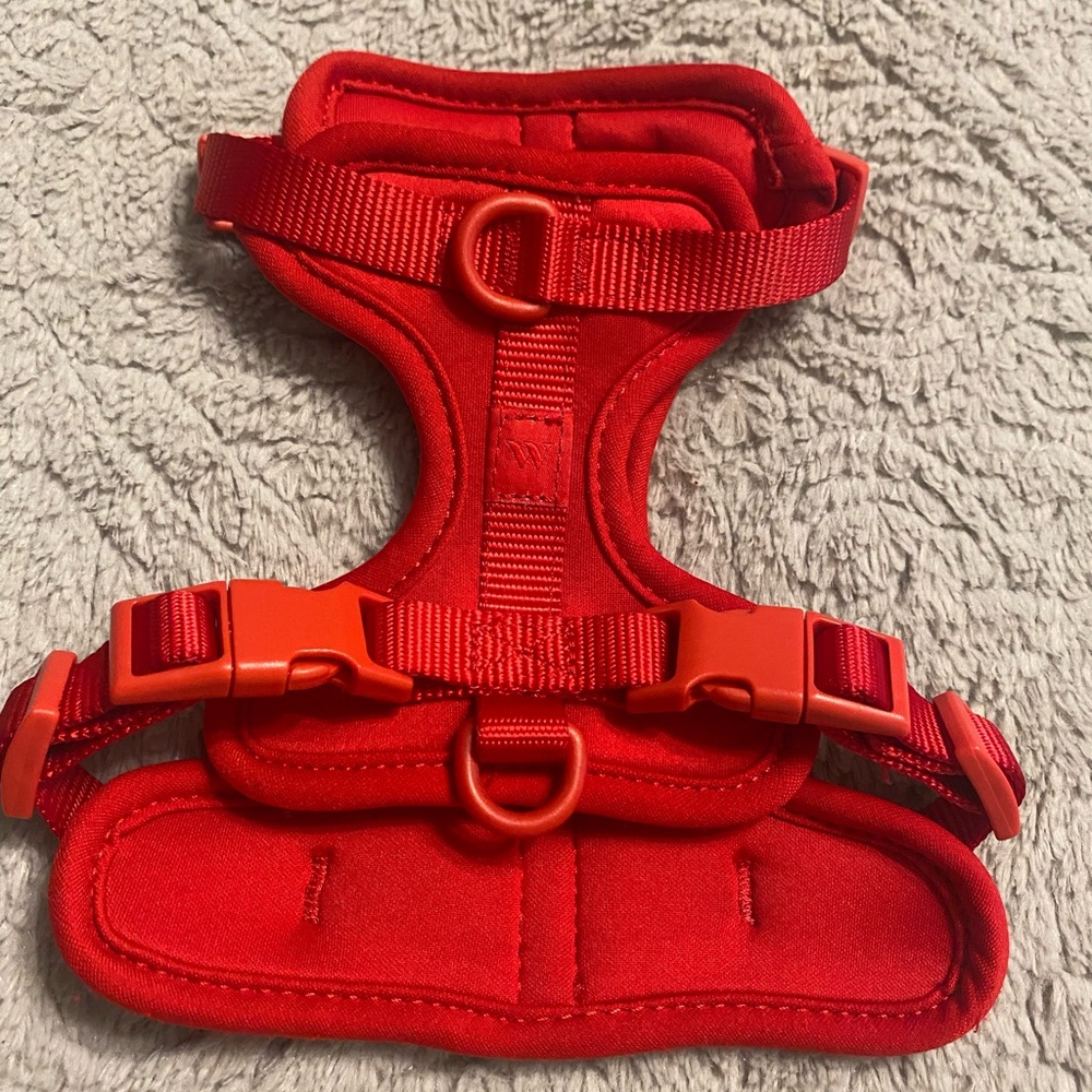 WILD ONE HARNESS IN STRAWBERRY SIZE XS